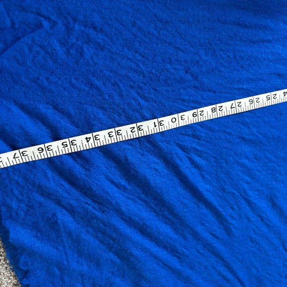 Electric Blue 100 percent wool scarf/wrap - Picture 4 of 7